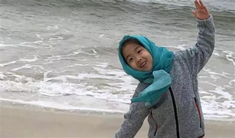 狗下巴长颗粒 是什么,嘴下巴出现的白色颗粒