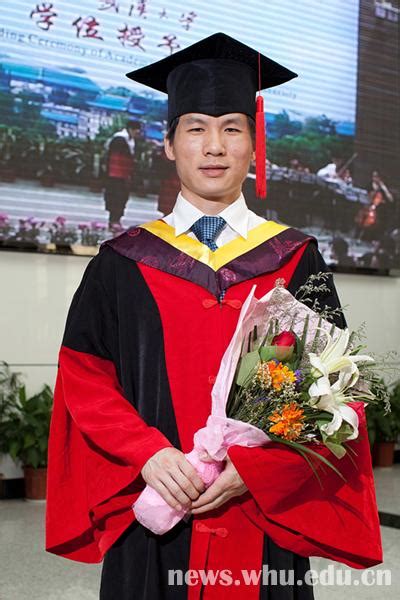 系耶鲁大学博士,网博士