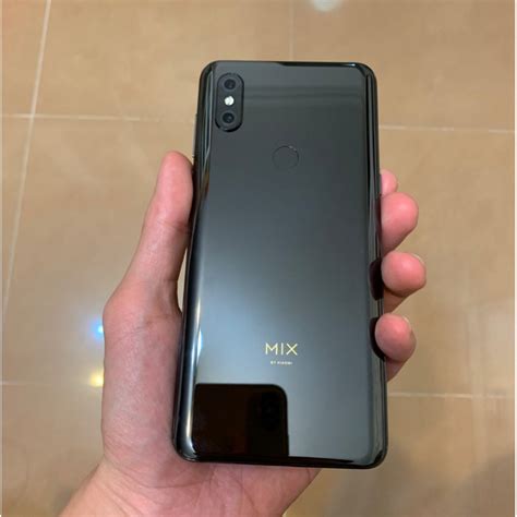 小米play从1599沦落到998 二手小米play多少钱