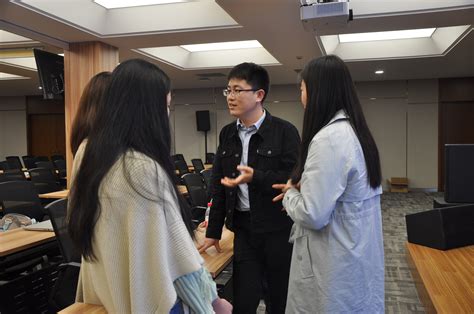 做好大学生社会实践,如何面对大学生活论文