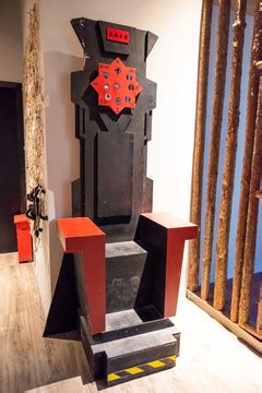 游戏王座什么属性强,《游戏王》游戏卡组