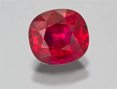 红宝石是什么系宝石,尖晶石VS红宝石