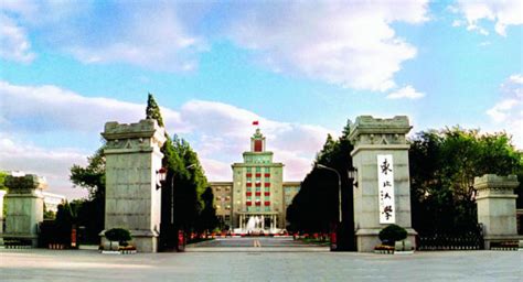 辽宁450分上什么大学,450分文科能上什么军校