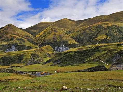 四川乐山是什么宗教,乐山大佛千年不倒