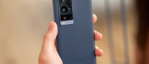 x70 vivo 50W无线充电