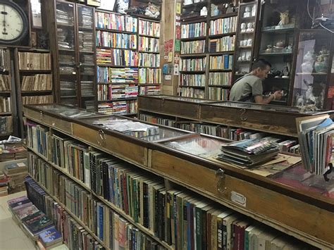 王朔的小说特点是什么,新时期小说特点是什么