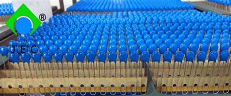 二极管正负极怎么判断,电容有正负极吗