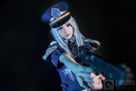 诸葛亮怎么玩出装,最暴力的诸葛亮出装铭文