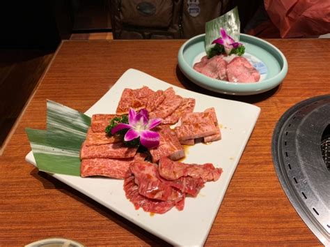 牛?S食其家怎么加盟,看看这几种赚钱的餐饮店要怎么开