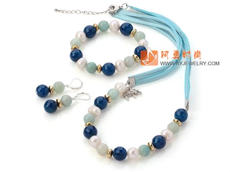 仙域砖石手链怎么融合,发现自己是仙域最强仙尊