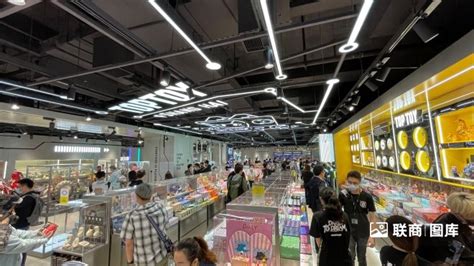 化妆品店需要投资多少钱,开化妆品店需投资多少钱