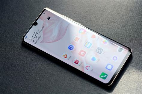 手机为什么拍照不清楚,一到晚上拍照就不清楚了