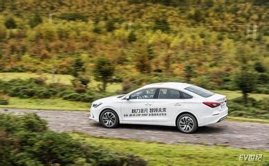 吉利最便宜的新能源三厢车 最便宜的新能源三相汽车