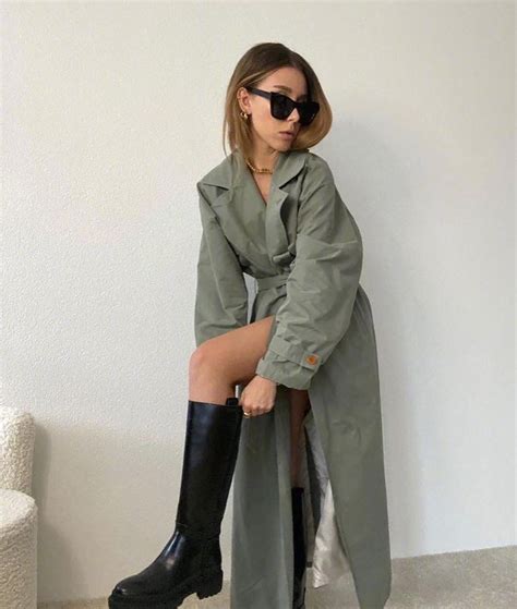 绿色长裙配什么外套,黑色长裙配什么外套