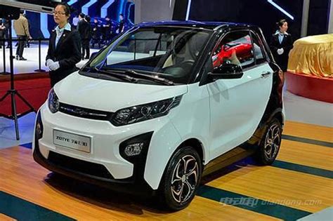 想买豪华纯电动轿车,电动轿车多少钱