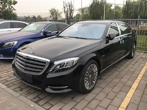 奔驰s600图片,二十年的奔驰s600只剩情怀了吗