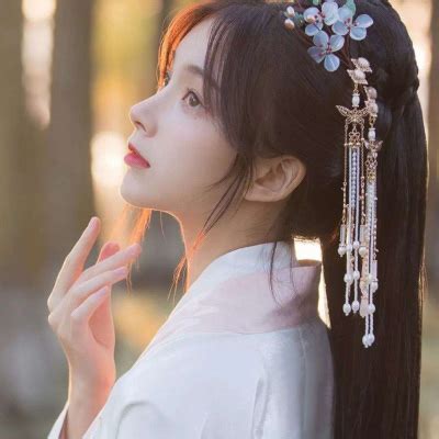 现代轻奢网红背景墙 超好看的网红背景图