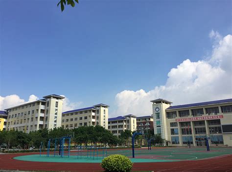 广州有什么铁路学校,高考想去铁路职业技术学院