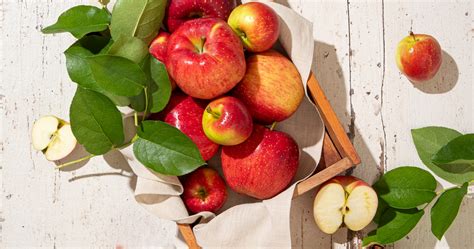 苹果64和苹果7哪个好,plus64G和苹果7