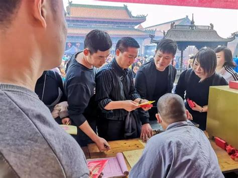 祈福要拿什么,跟着祈福指引走