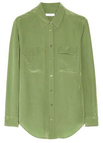 深绿色搭配什么外套好看,绿色搭配什么好看颜色