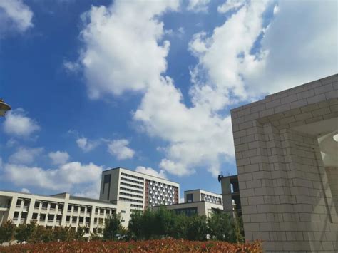 李栋梁,另有两名正处级干部被提起公诉