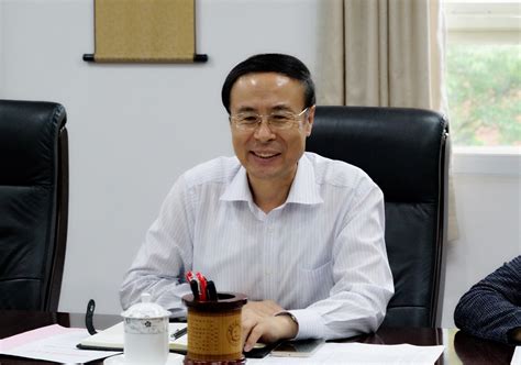 如何做好党政办公室工作,略阳县政府办公室疫情防控战场显担当