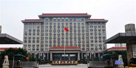 什么分数上一本大学,高考分数刚好上一本线