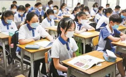 既不舒服还可能影响发挥,高考不能穿什么衣服